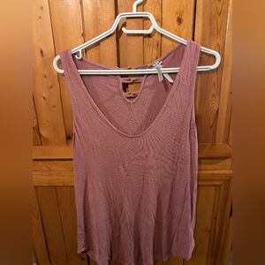 Women's Mauve-pink Sleeveless Top 2/22 $ on active wear selected